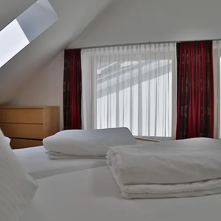 Lunaris Apartman *