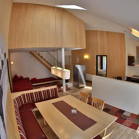 Lunaris Apartman
