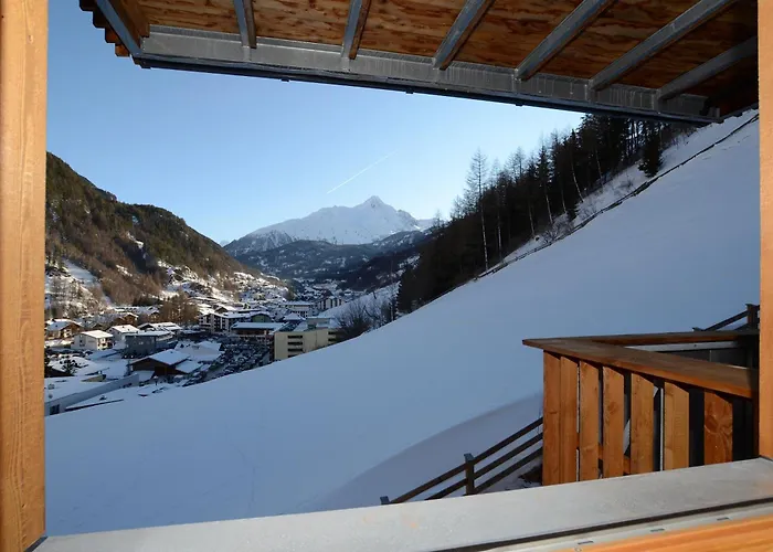 卢纳里斯公寓酒店